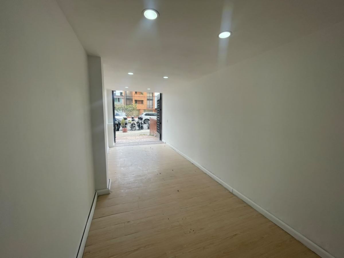 Local en Arriendo - Bogota, LOS ANDES 6370