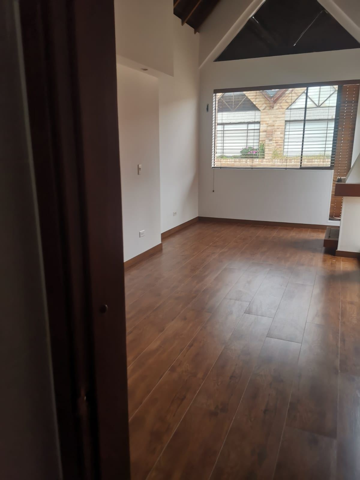 Casa en Venta - Bogota, GRATAMIRA 4515