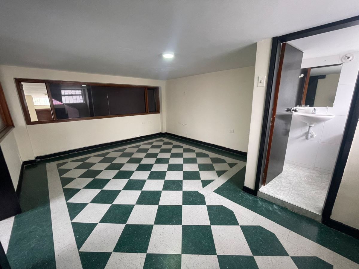 Bodegas Otro en Arriendo - Bogota, POPULAR MODELO 4257