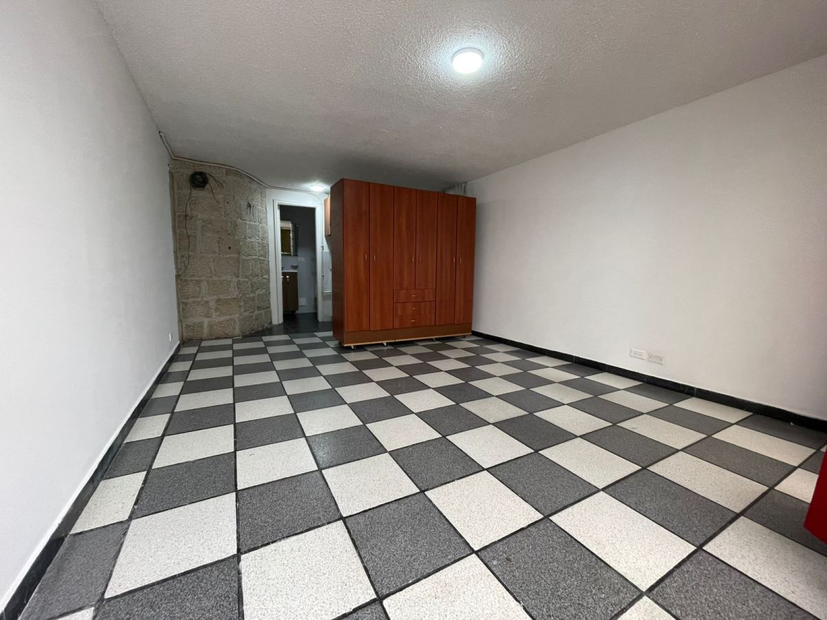 Apartamento en Arriendo - Bogota, LOS ANDES 5878