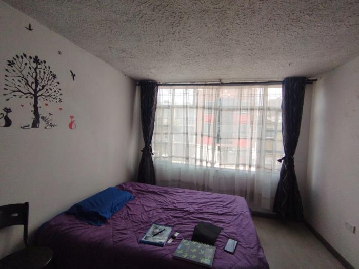 Casa en Venta - Bogota, EL RECUERDO 2174