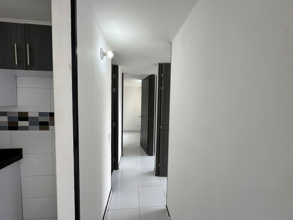 Apartamento en Arriendo - Bogota, CASTILLA 5870