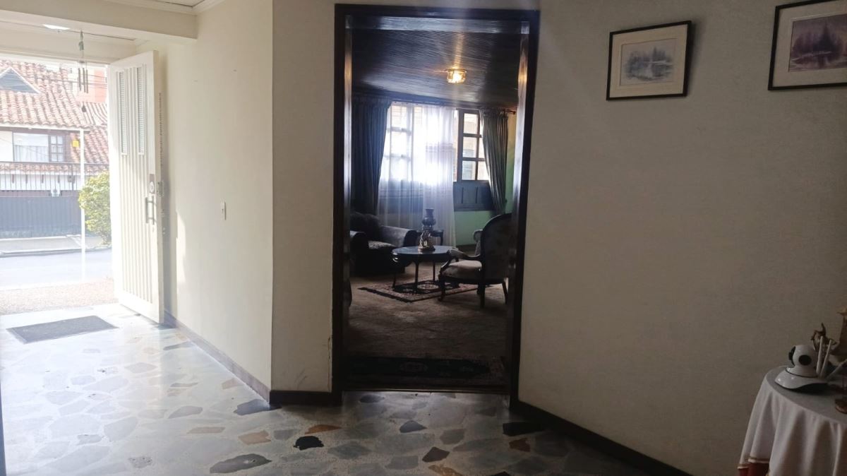 Casa en Arriendo - Bogota, EL CONTADOR 5742
