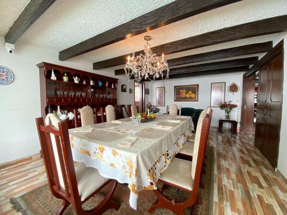 Casa en Arriendo - Bogota, SANTA BARBARA ORIENTAL 3939