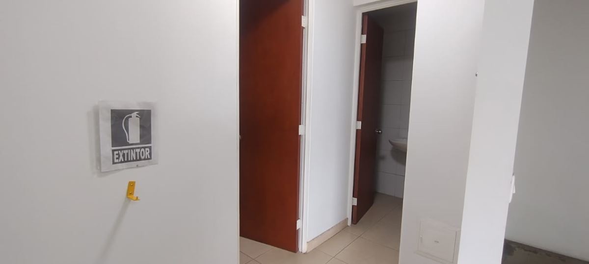 Bodegas Otro en Arriendo - , SIBERIA 5051