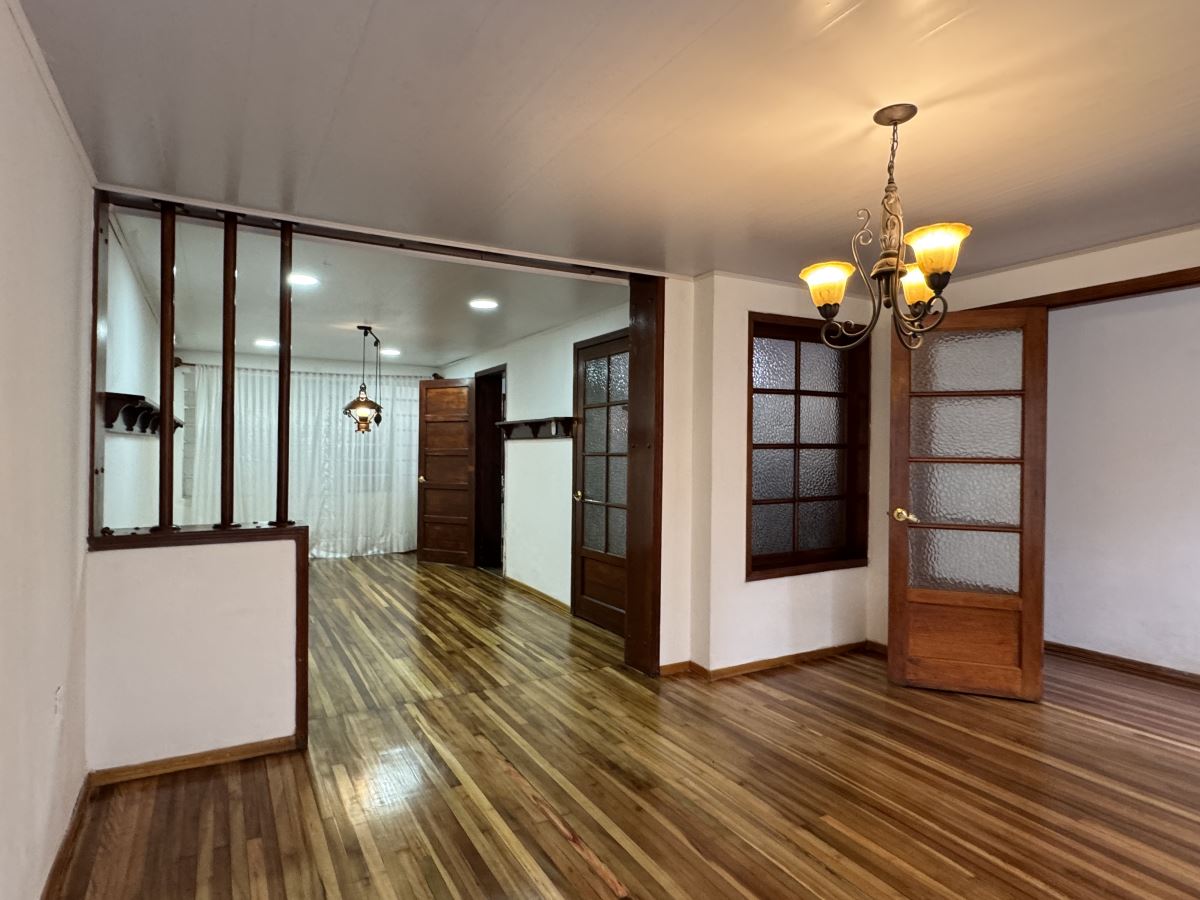 Casa en Arriendo - Bogota, SAN LUIS 1977