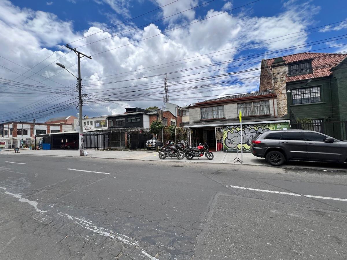 Casa en Arriendo - Bogota, SAN FELIPE 4959