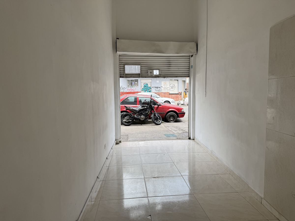 Local en Arriendo - Bogota, SAMPER MENDOZA 6105