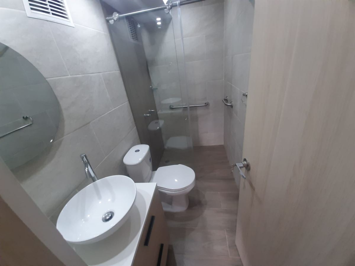 Apartamento en Arriendo - Bogota, MIRANDELA 6139