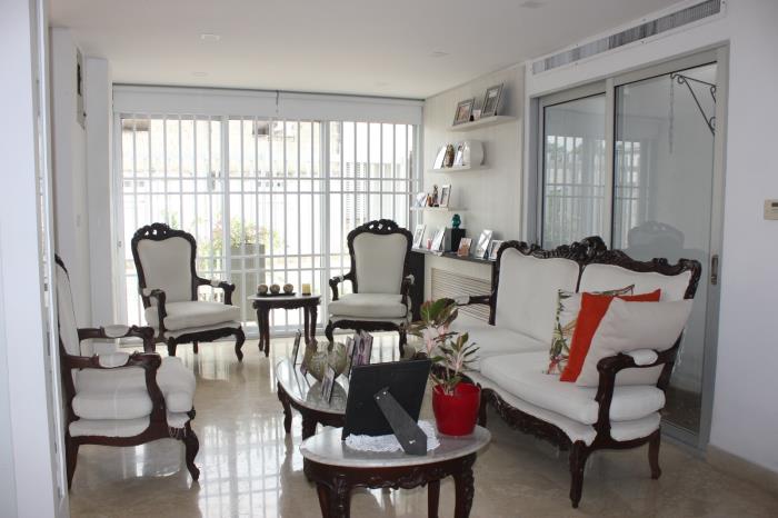 Casa en Venta - ,  2268