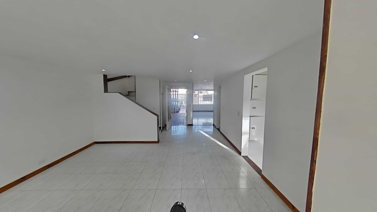 Casa en Venta - Bogota, LAS VILLAS 4031
