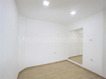 Casa en Venta - Bogota, SAN BERNARDINO 6082