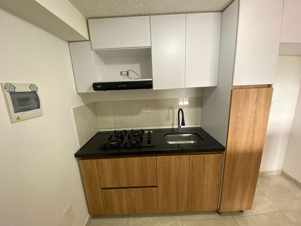 Apartamento en Arriendo - Bogota, LAS BRISAS 3767