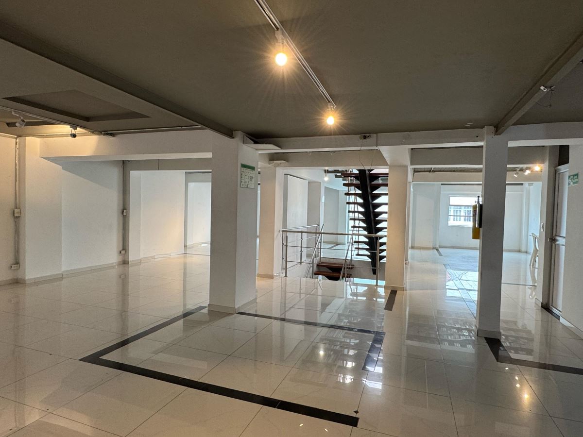 Casa en Arriendo - Bogota, QUINTA MUTIS 4200