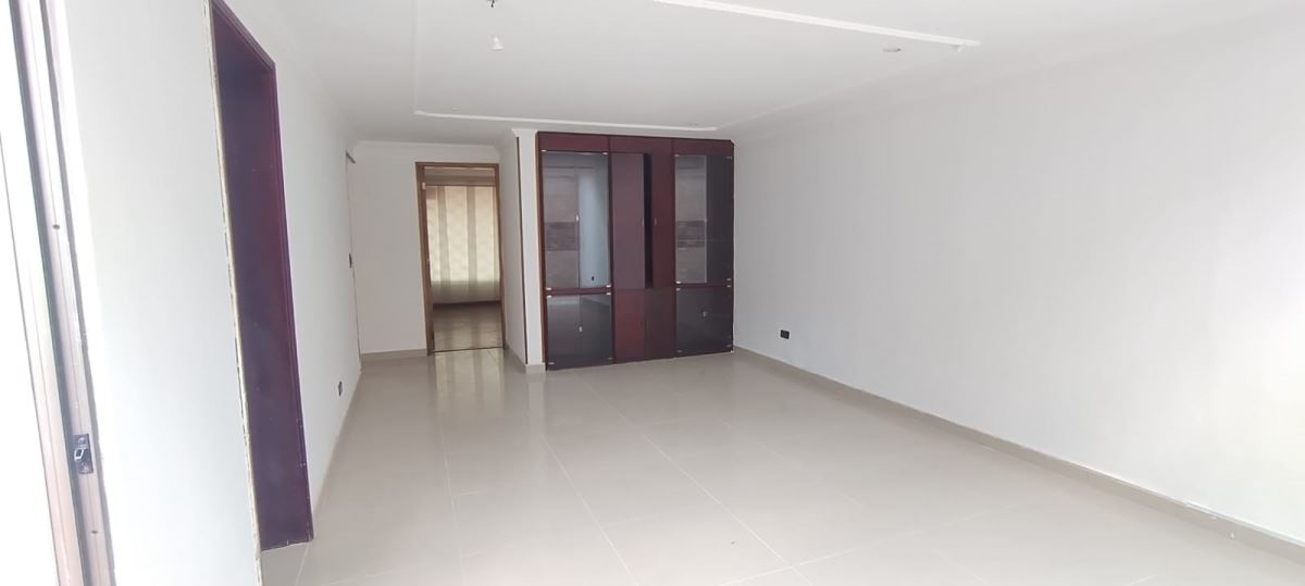 Casa en Arriendo - Bogota, ALHAMBRA 3859