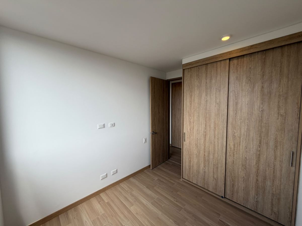 Apartamento en Arriendo - Bogota, MONTEVIDEO 6381