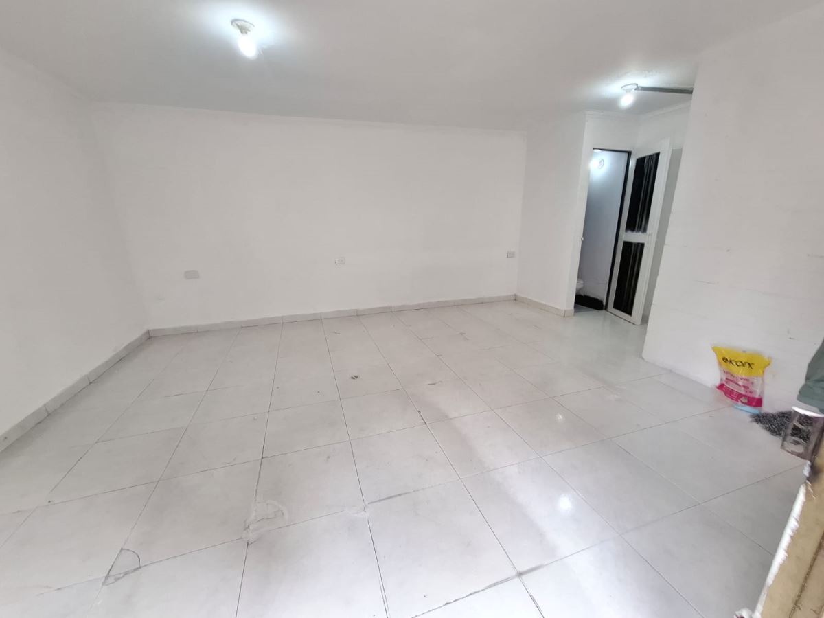 Local en Arriendo - Bogota, EL CHIRCAL SUR 6005