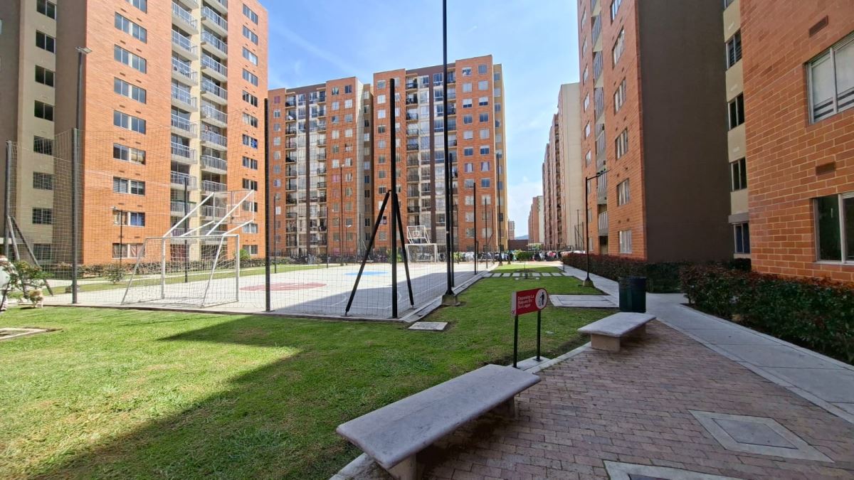 Apartamento en Arriendo - Madrid, ALTOS DE MADRID 5139