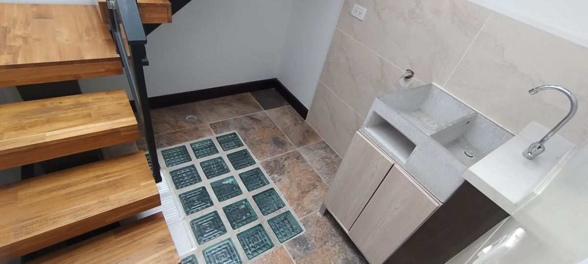 Casa en Venta - Bogota, POPULAR MODELO 4098