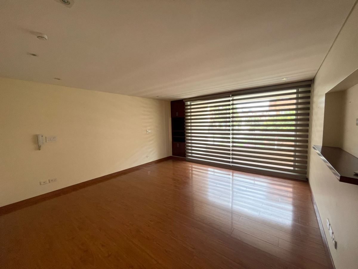 Casa en Arriendo - Bogota, ALHAMBRA 6053