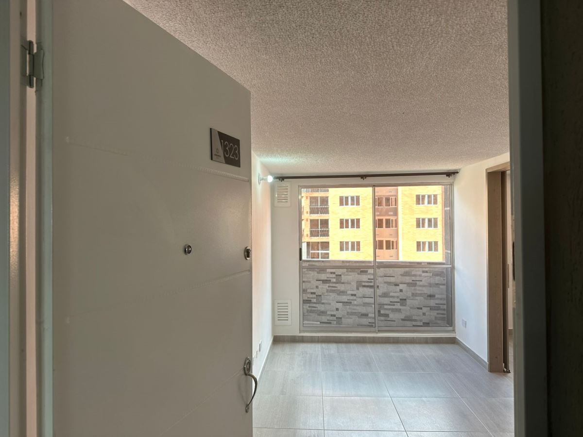 Apartamento en Arriendo - Bogota, LAS BRISAS 4961