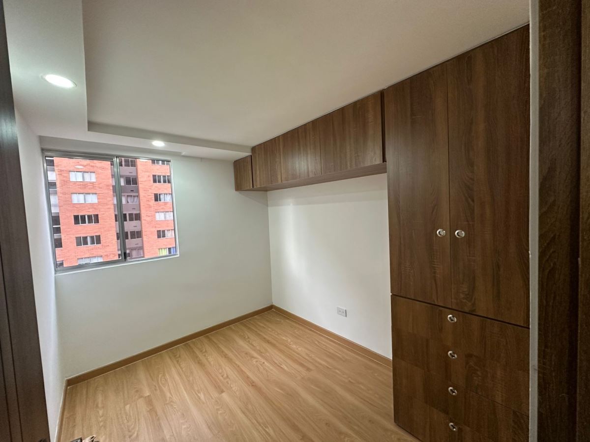 Apartamento en Arriendo - Bogota, LAS BRISAS 4353