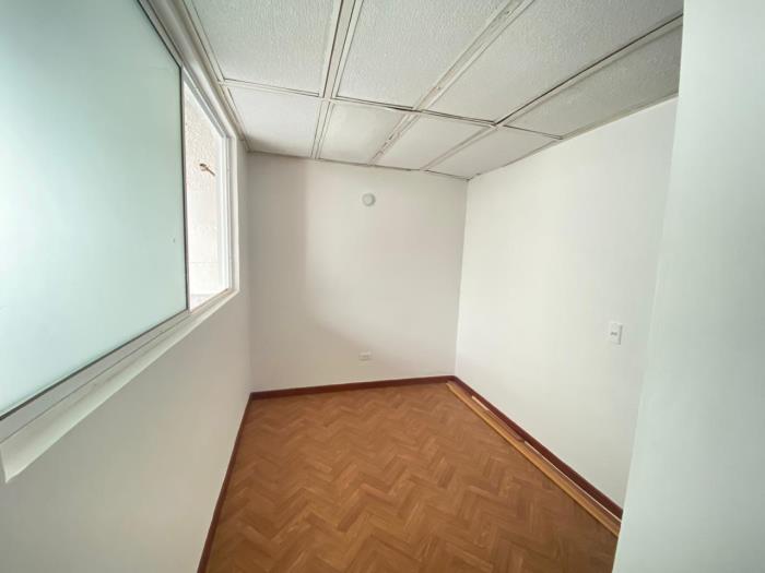 Casa en Arriendo - Bogota, NIZA 2687