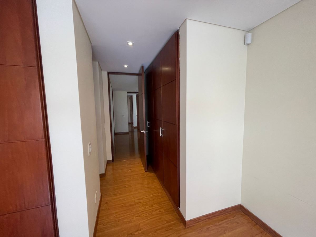 Casa en Arriendo - Bogota, ALHAMBRA 6053