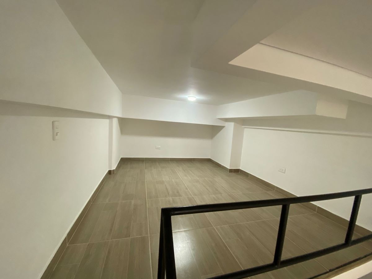 Apartamento en Arriendo - Bogota, LOS CEDROS 4342