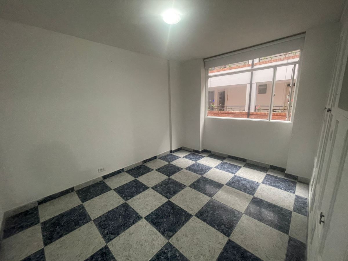 Apartamento en Arriendo - Bogota, CEDRITOS 5724