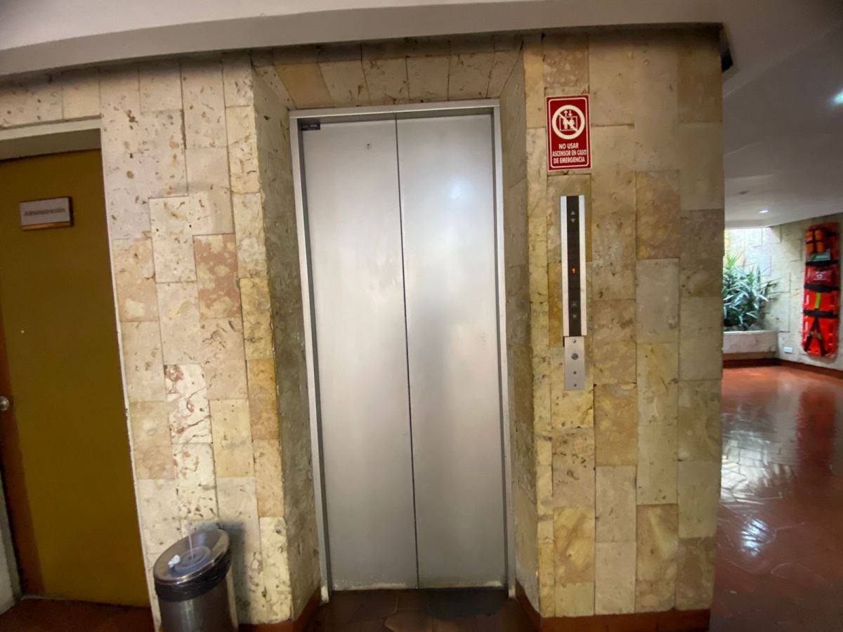 Oficina en Arriendo - Bogota, EL CHICÓ 5070