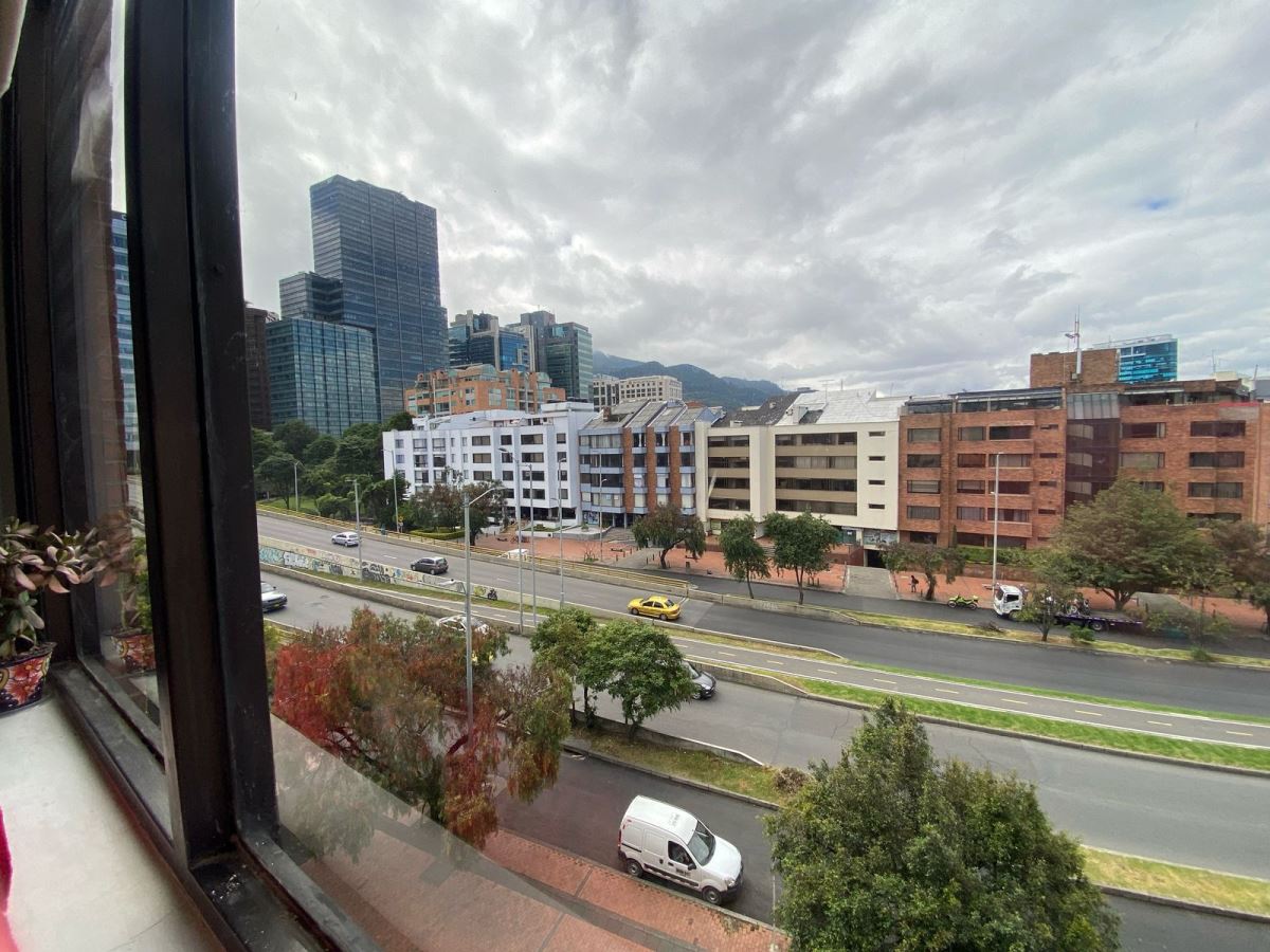 Apartamento en Arriendo - Bogota, SANTA BÁRBARA CENTRAL 3819