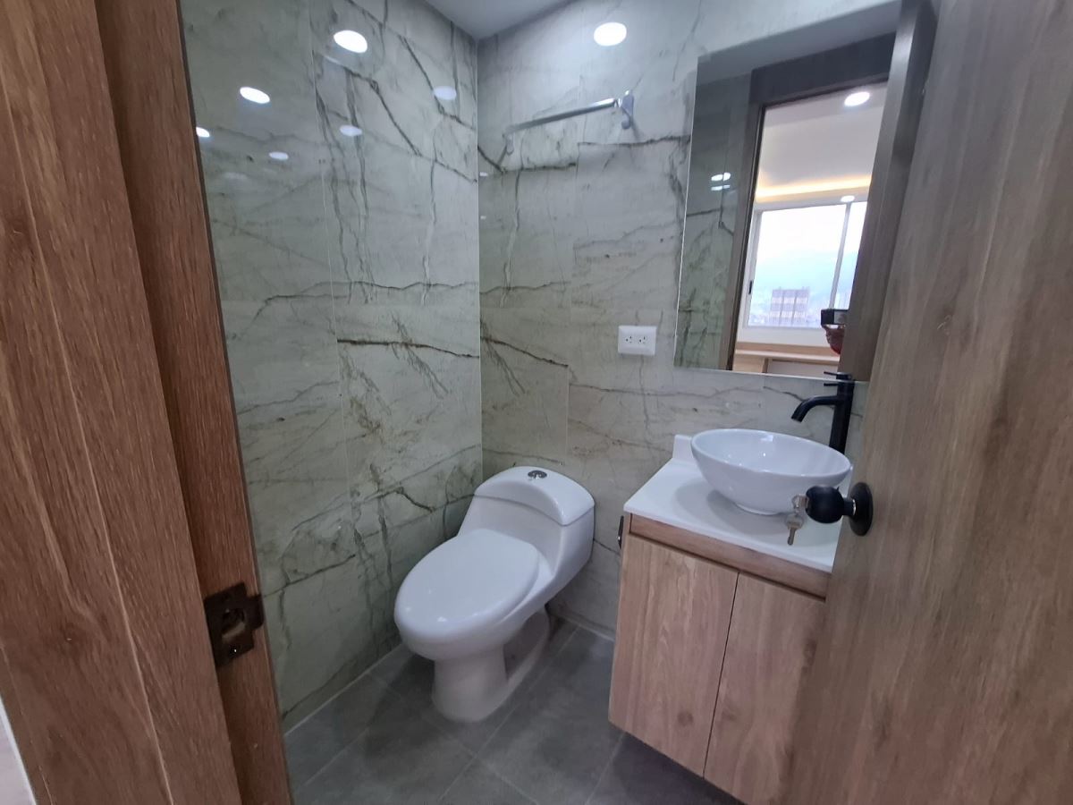 Apartamento en Arriendo - Bogota, INDUSTRIAL CENTENARIO 4937