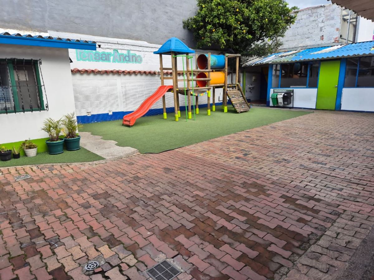 Casa en Arriendo - Bogota, CEDRITOS 4746