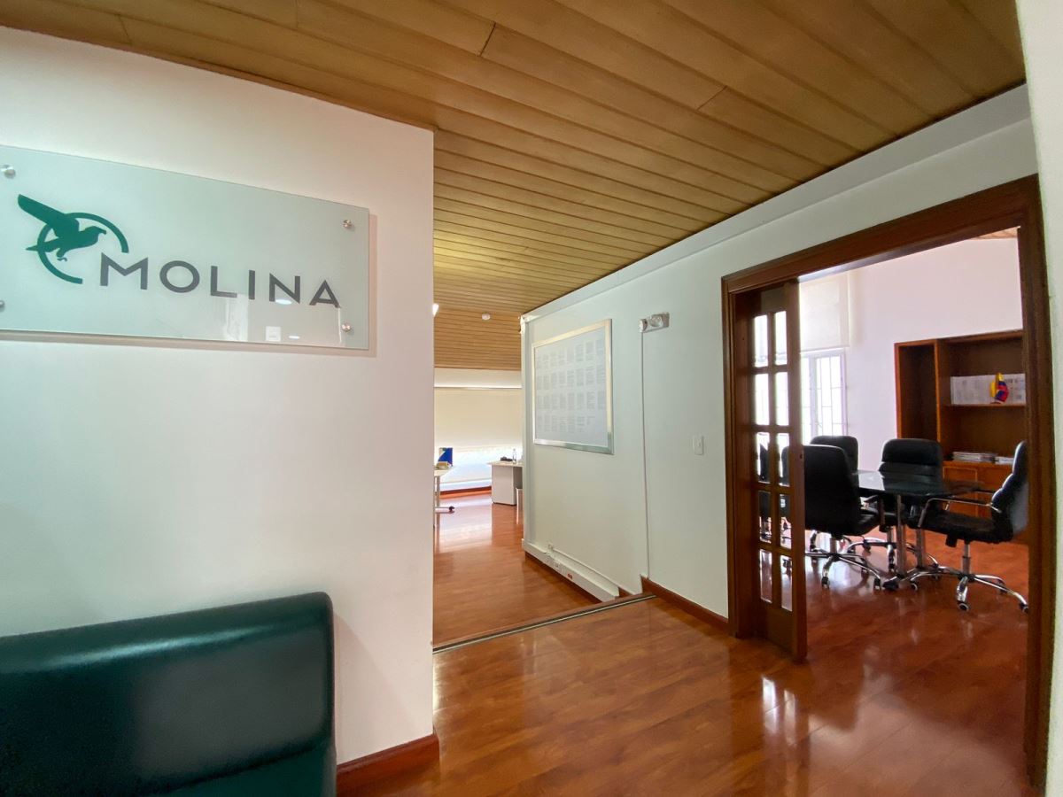 Casa en Arriendo - Bogota, SANTA BÁRBARA 3360