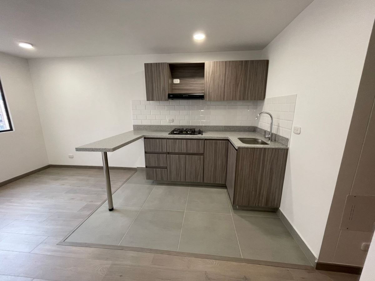 Apartamento en Arriendo - Bogota, EL SALITRE 5369