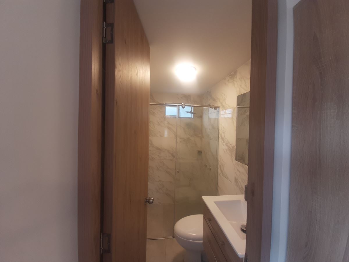 Apartamento en Arriendo - Bogota, MIRANDELA 5205