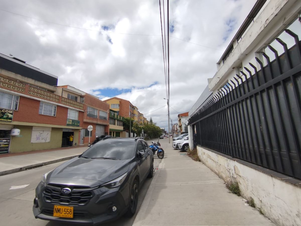 Local en Arriendo - Bogota, PRADO VERANIEGO 4919