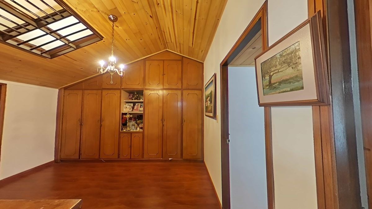 Casa en Venta - Bogota, NIZA 4438
