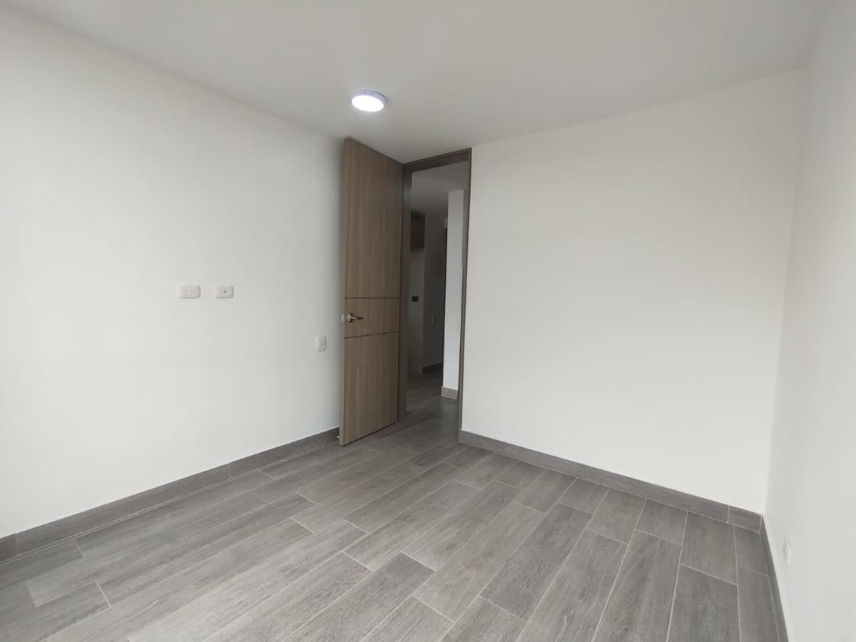 Apartamento en Arriendo - Bogota, MAZURÉN 4905