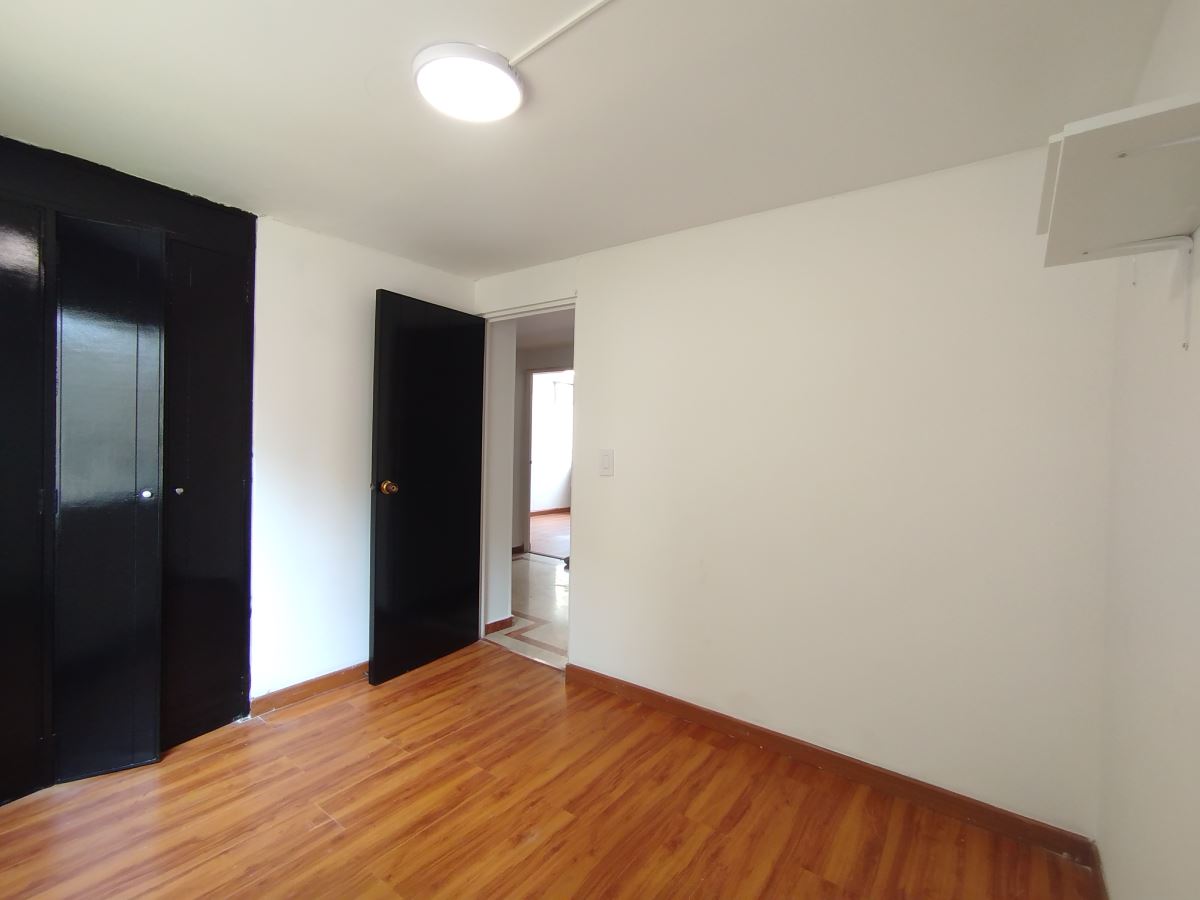 Apartamento en Arriendo - Bogota, LA COLINA CAMPESTRE 4665