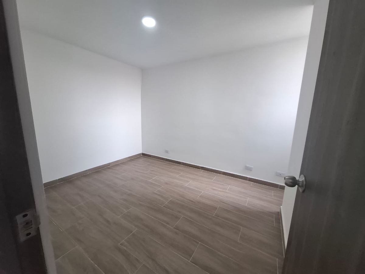 Apartamento en Arriendo - Bogota, LOS LAURELES 4739