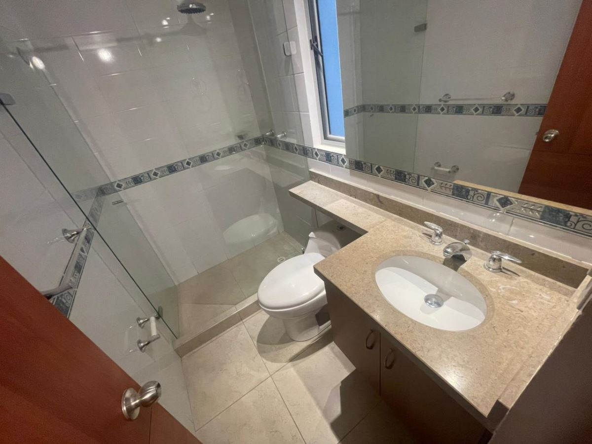 Apartamento en Arriendo - Bogota, PONTEVEDRA 6148