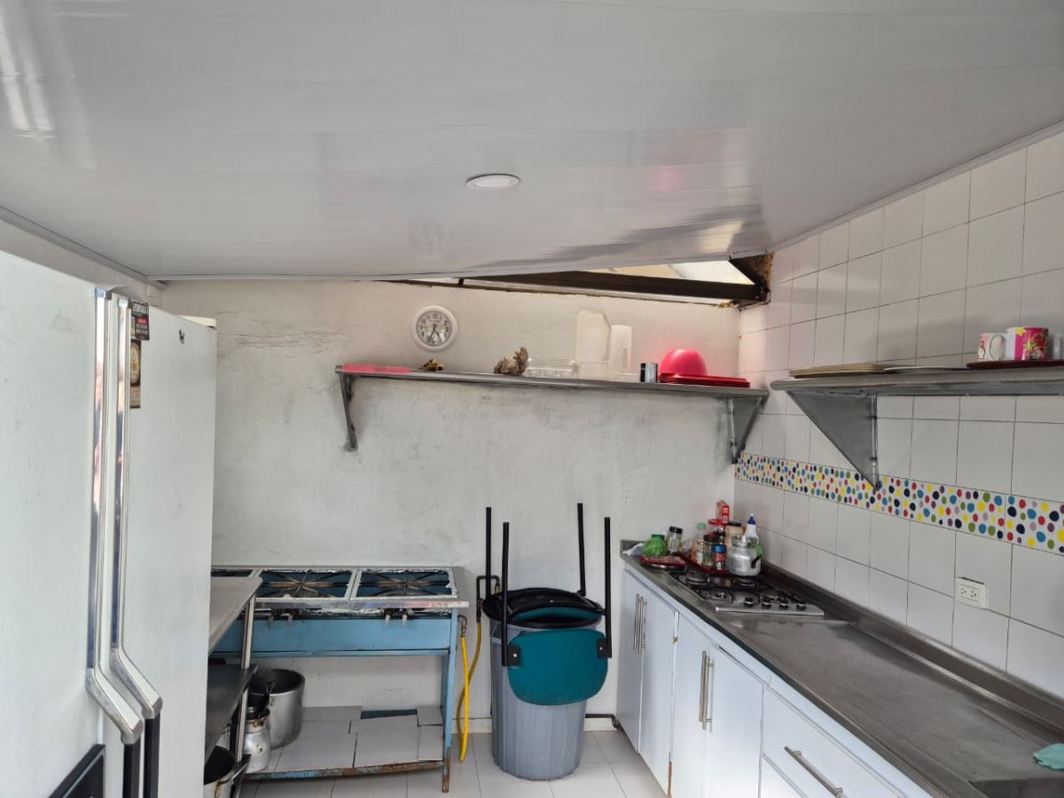 Casa en Arriendo - Bogota, CEDRITOS 4746