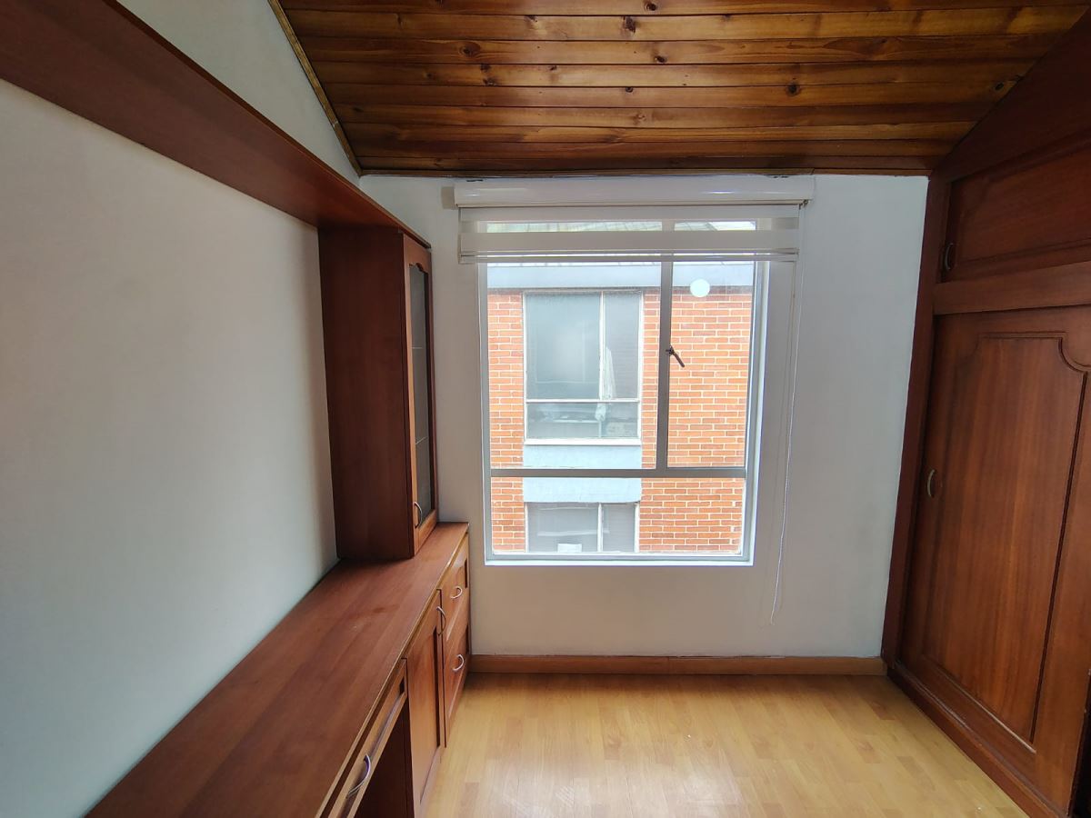 Casa en Venta - Bogota, VILLA ALSACIA 5784