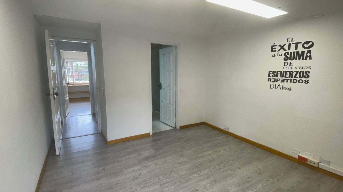 Casa en Arriendo - Bogota, SANTA MARGARITA 5341