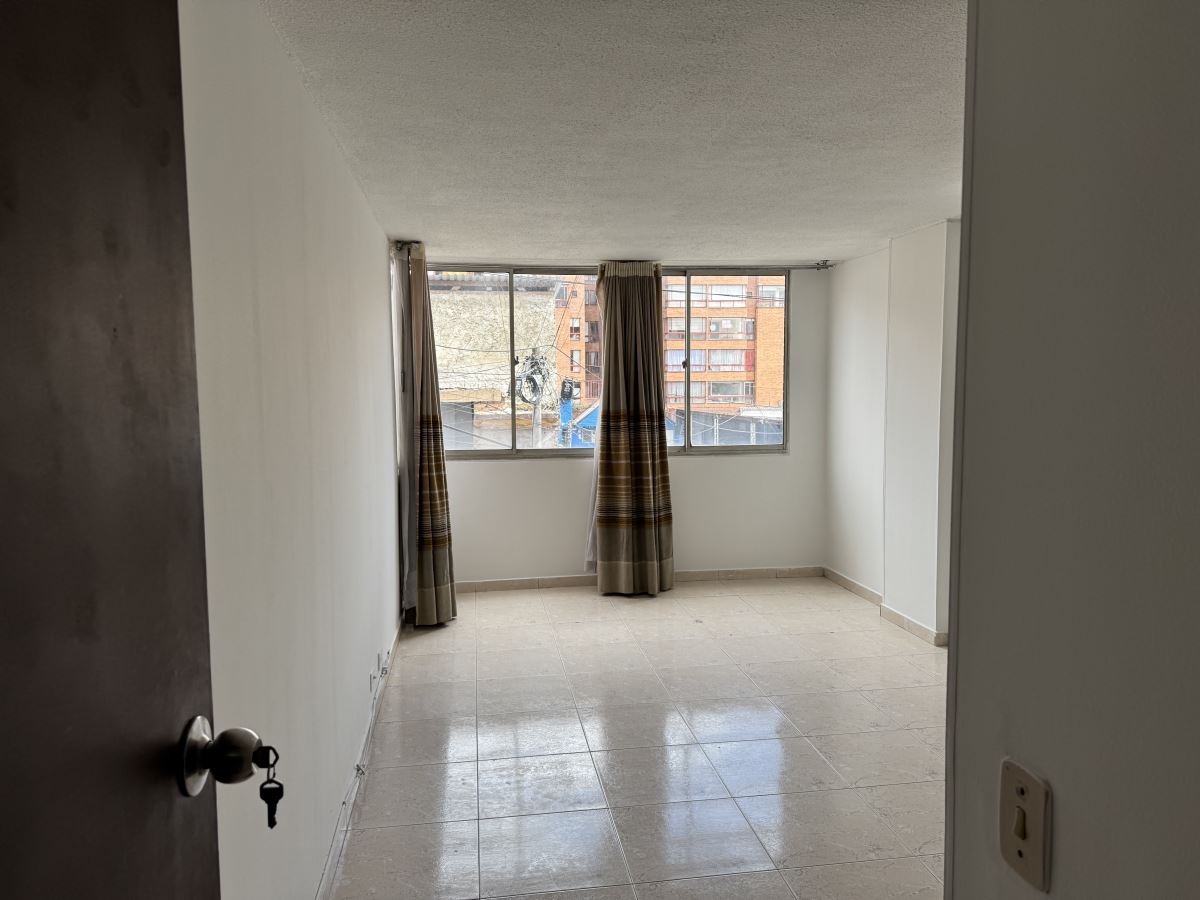 Apartamento en Arriendo - Bogota, MARLY 4457
