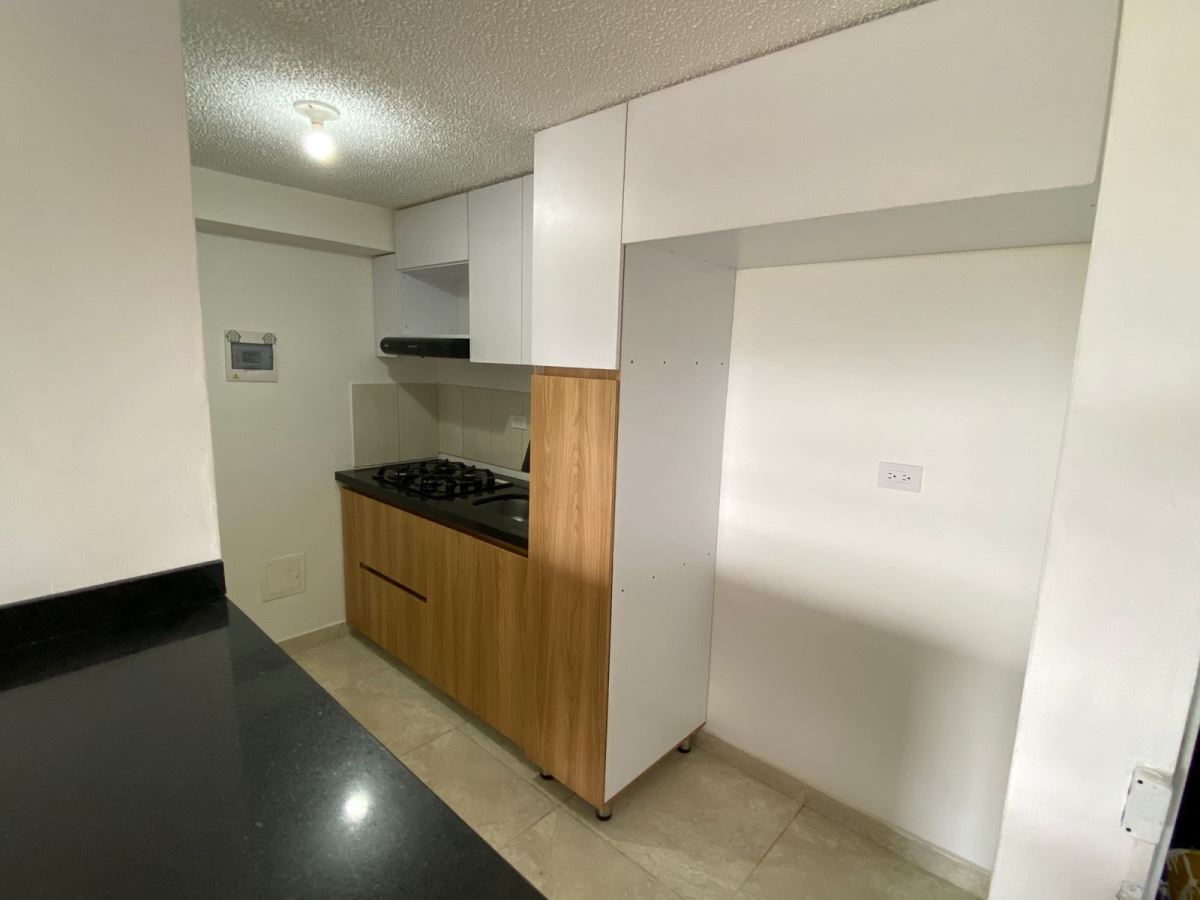 Apartamento en Arriendo - Bogota, LAS BRISAS 3767
