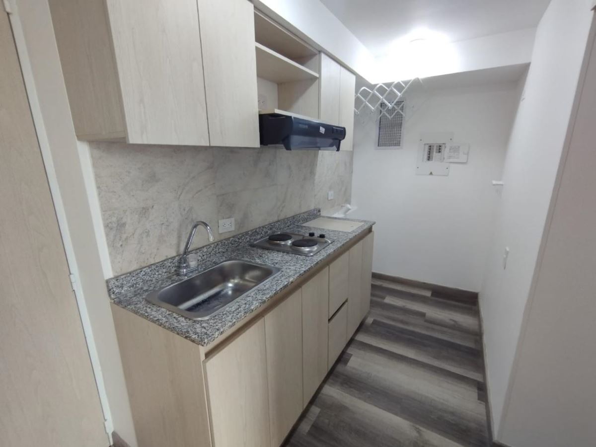 Apartamento en Arriendo - Bogota, EL REDIL 4550
