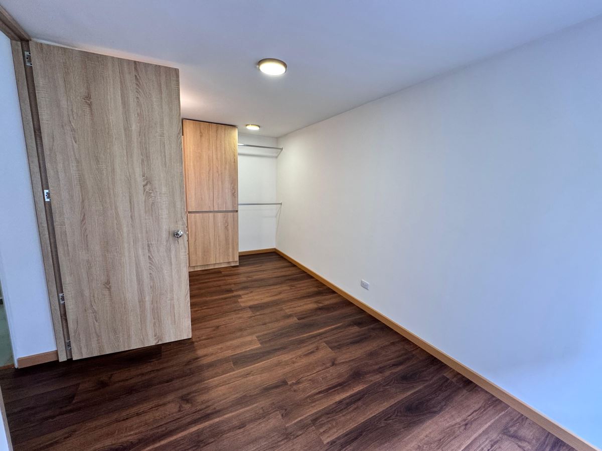 Apartamento en Arriendo - Bogota, CASTILLA 4785